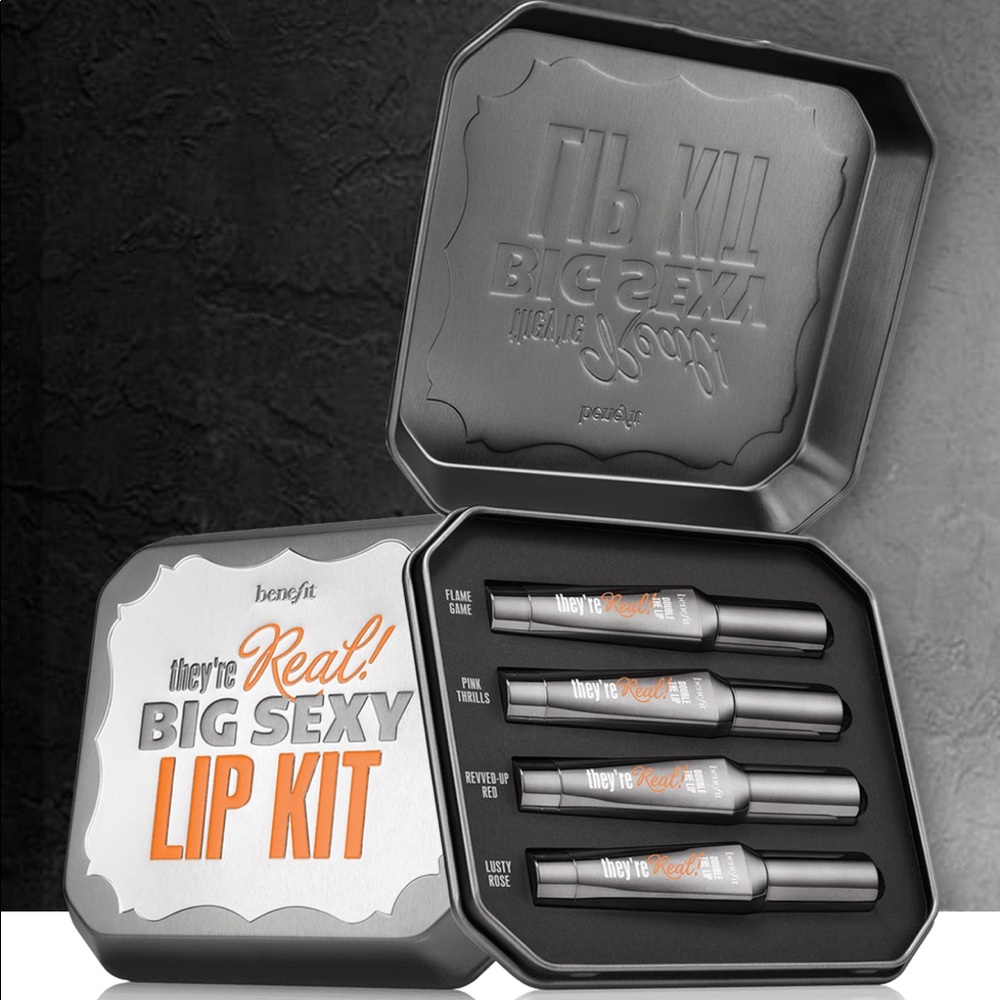 Benefit they're real! BIG sexy lip kit